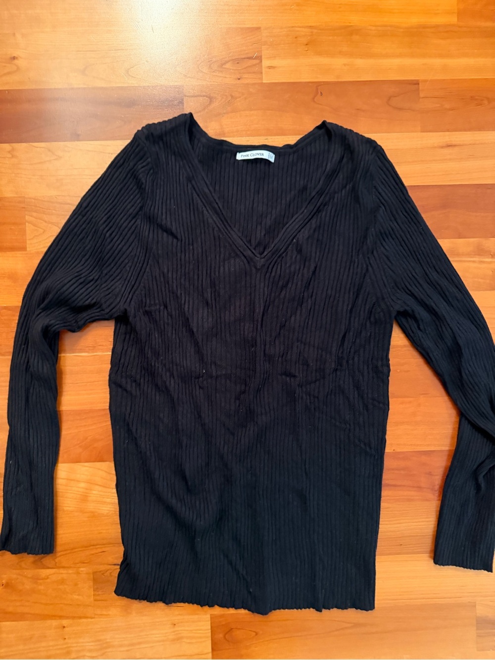 Pink Clover Black Ribbed V-Neck Long Sleeve Top